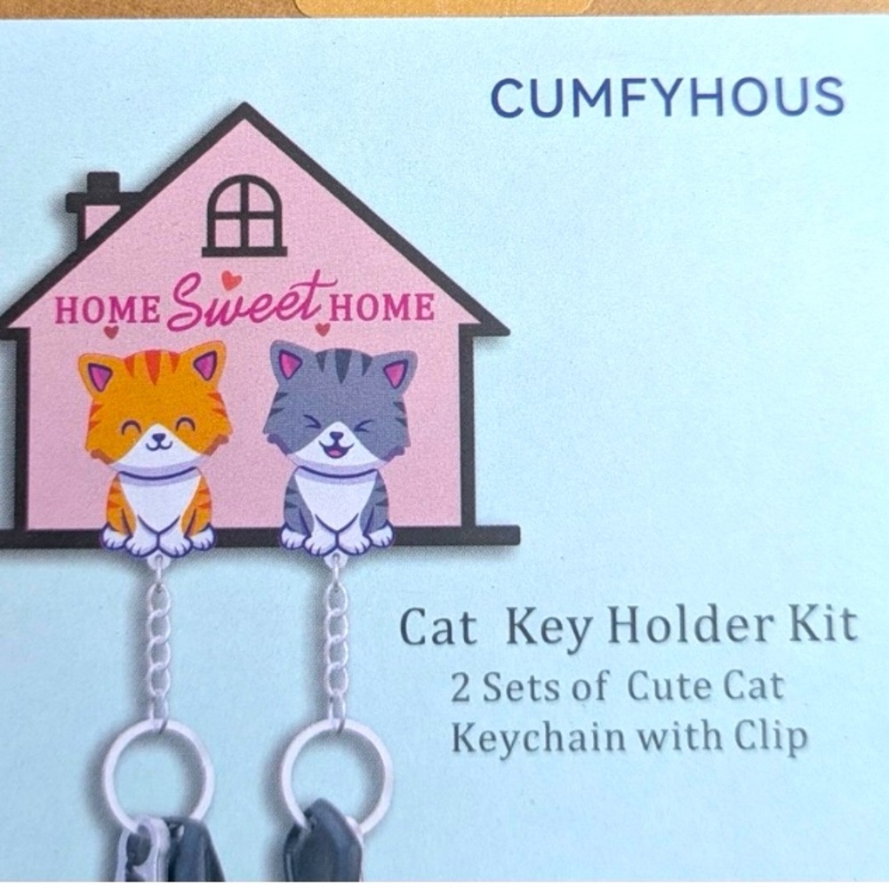 5/$25 Cumfyhous Cat Key Holder chain holder with wall mount and two keychains